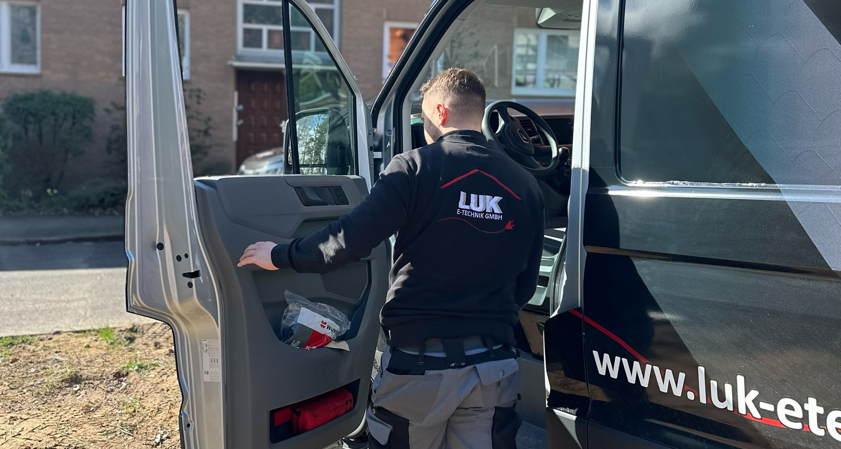 Elektriker bei der Firma LUK E-Technik